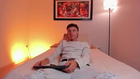 noahh_sky online show from 03-18-26, 10:13