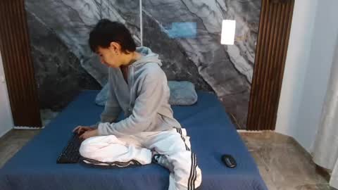    online show from 04-15-26, 11:17