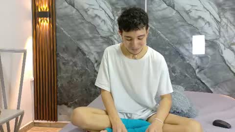    online show from 06-12-26, 11:09