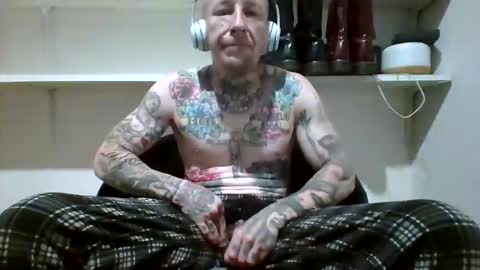 Snapshot of noboundariesinprivate chatting on 06-02-26, 11:45 noboundariesinprivate online show from 06-02-26, 11:45