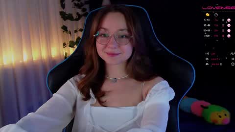 Snapshot of nochnoye_soltse chatting on 12-02-24, 08:11 Sun or Luna online show from 12-02-24, 08:11