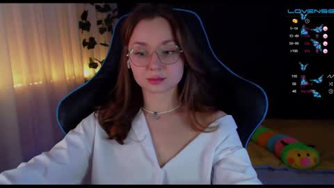 Snapshot of nochnoye_soltse chatting on 01-04-25, 08:37 Sun or Luna online show from 01-04-25, 08:37