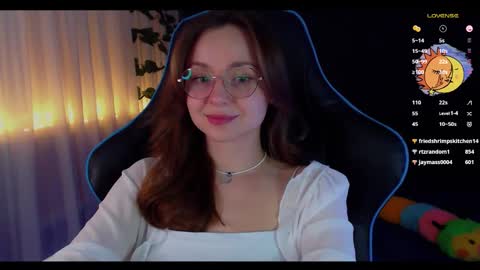 Snapshot of nochnoye_soltse chatting on 01-14-25, 11:27 Sun or Luna online show from 01-14-25, 11:27