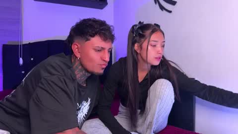 Jean Y Isa online show from 02-24-26, 03:48