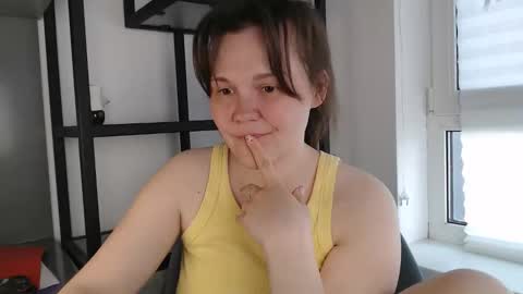 Snapshot of nodarell chatting on 04-20-26, 02:31 nodarell online show from 04-20-26, 02:31