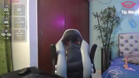 Snapshot of noelia_milfs chatting on 06-22-26, 03:25 noelia_milfs online show from 06-22-26, 03:25
