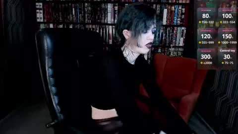 Snapshot of noellegothicshadow chatting on 07-06-26, 02:52 Elly online show from 07-06-26, 02:52