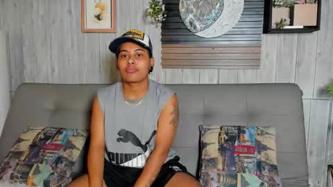 Snapshot of noha__scott chatting on 02-25-26, 02:48 noha online show from 02-25-26, 02:48