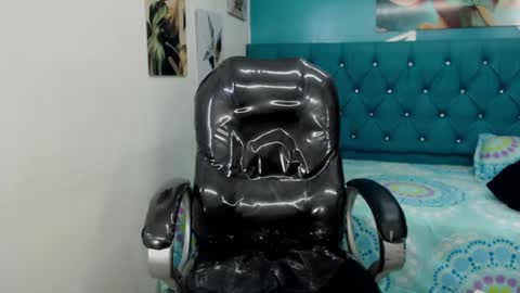 Noha Scott online show from 01-29-25, 01:58