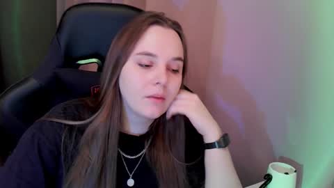 Snapshot of noir_ember_ chatting on 11-23-25, 01:00 noir_ember_ online show from 11-23-25, 01:00