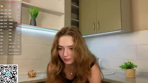 Sophie online show from 04-01-26, 06:03