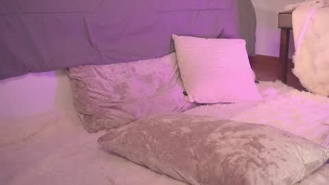 noirelysia online show from 02-20-26, 06:59