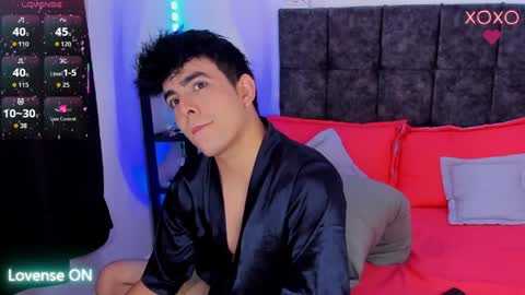 Snapshot of nolan_twink chatting on 04-06-26, 06:31 Nolan online show from 04-06-26, 06:31