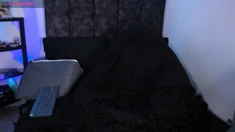 Snapshot of nolan_twink chatting on 04-18-26, 07:07 Nolan online show from 04-18-26, 07:07
