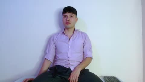 NolanJay69 online show from 10-01-25, 02:17