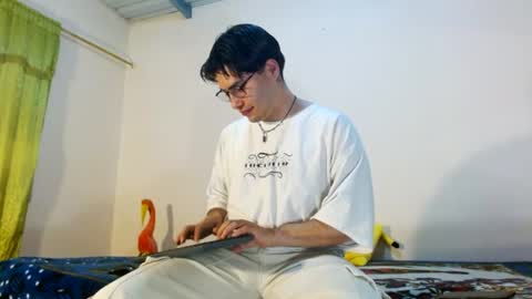 Snapshot of nolanjay chatting on 06-22-26, 03:42 NolanJay69 online show from 06-22-26, 03:42