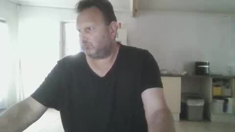 Nollie online show from 12-23-25, 06:55