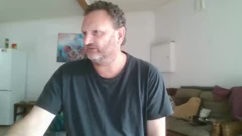 Nollie online show from 04-03-26, 06:33