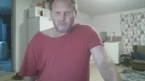 Nollie online show from 04-09-26, 03:50