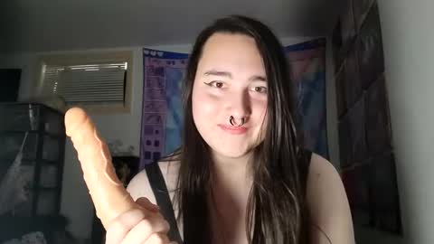 nonbinarybeauty20 online show from 02-18-25, 08:47