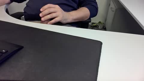 Ralle online show from 11-16-25, 01:17