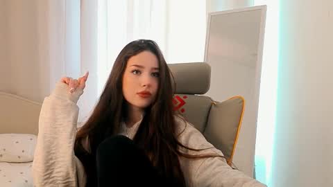 Snapshot of noonespy chatting on 03-26-26, 04:29 Syndney online show from 03-26-26, 04:29