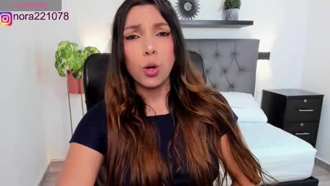 Snapshot of nora22xx chatting on 02-08-25, 11:02 Nora online show from 02-08-25, 11:02