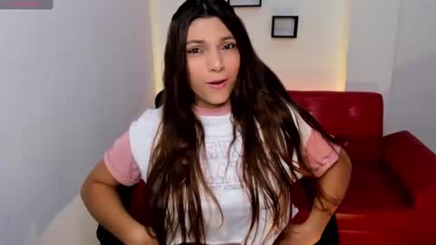 Snapshot of nora22xx chatting on 09-10-25, 09:15 Nora online show from 09-10-25, 09:15