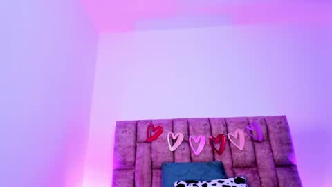 Nora Da Silva online show from 05-29-26, 03:59