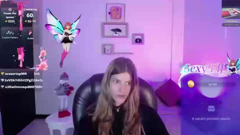 Snapshot of nora_vennucci chatting on 12-12-24, 01:32 Nora online show from 12-12-24, 01:32