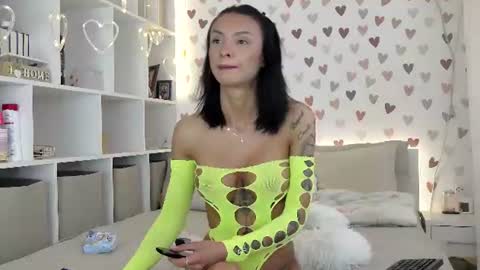 Snapshot of noraaspen chatting on 06-15-26, 07:21 Nora online show from 06-15-26, 07:21