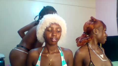Snapshot of norababy20 chatting on 06-28-26, 05:46 Norababy20 online show from 06-28-26, 05:46