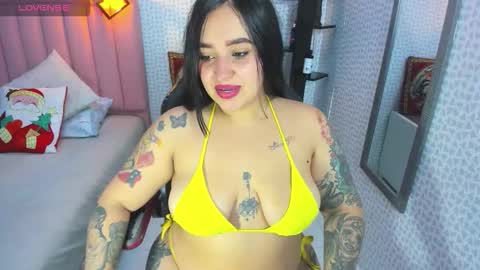 noraloux1 online show from 12-22-25, 12:35