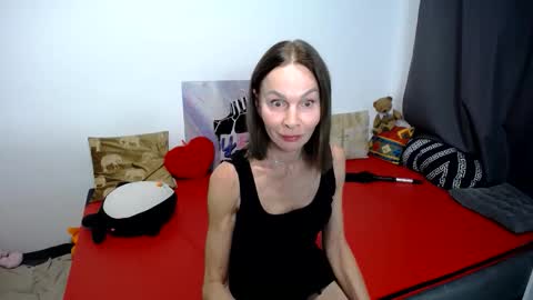 Snapshot of noraohgreys chatting on 09-16-25, 06:31 Nora online show from 09-16-25, 06:31