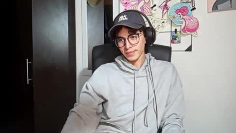 Snapshot of norehg__ chatting on 09-20-25, 08:26 Norehg online show from 09-20-25, 08:26