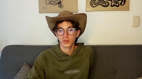 Snapshot of norehg__ chatting on 10-07-25, 09:01 Norehg online show from 10-07-25, 09:01