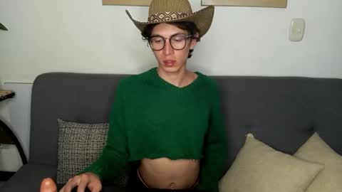 Snapshot of norehg__ chatting on 10-08-25, 09:07 Norehg online show from 10-08-25, 09:07