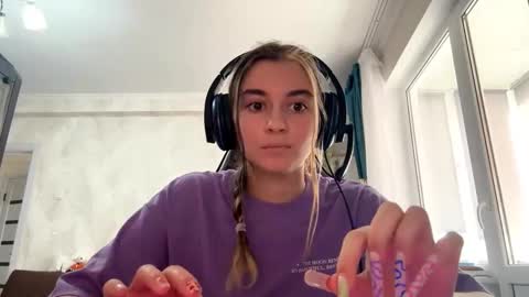 Snapshot of norinefrymyer chatting on 02-24-26, 10:02 Elena online show from 02-24-26, 10:02