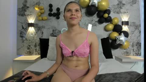 Snapshot of norki_ chatting on 04-15-26, 08:31 Norki online show from 04-15-26, 08:31
