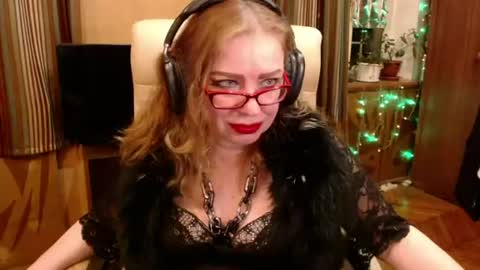 miss Tress online show from 06-20-26, 06:54