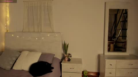 Snapshot of norma_jeaane chatting on 03-03-25, 09:26 Norma Jeaane online show from 03-03-25, 09:26