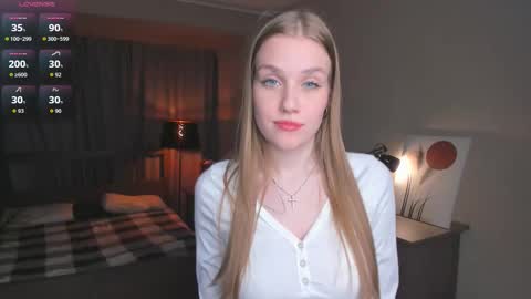 Snapshot of normaemans chatting on 10-03-25, 07:55 Beatrice online show from 10-03-25, 07:55