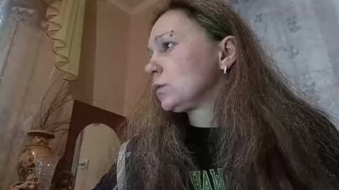 Norma online show from 12-20-25, 01:07