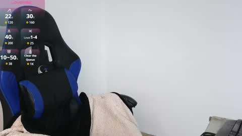 Snapshot of northly chatting on 11-12-25, 12:16 NORTH online show from 11-12-25, 12:16