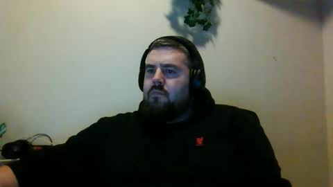 LatexLeatherMan online show from 12-21-25, 06:37