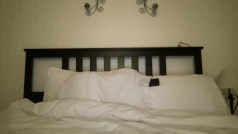 noscandal online show from 03-04-26, 06:08