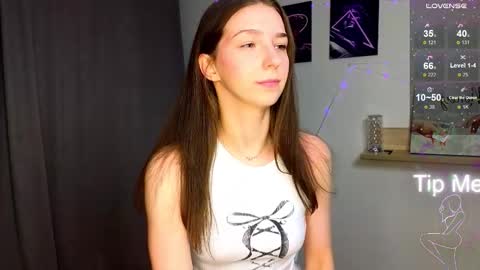 Hello My name is Helene NTMU  Finger up if u like what u see online show from 10-18-25, 02:18