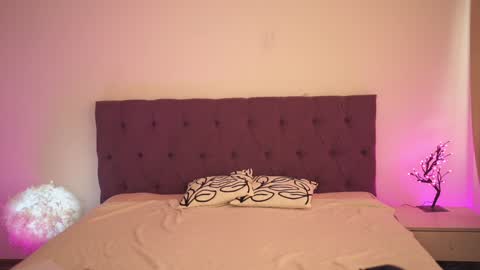 Tina online show from 01-15-25, 08:41