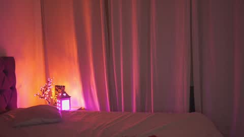 Tina online show from 02-09-25, 01:33