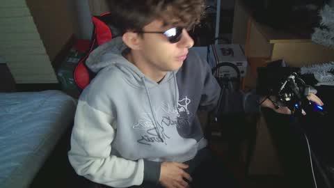 NotSpace   online show from 01-12-25, 04:08